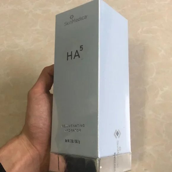 SkinMedica HA5 Rejuvenating Hydrator 2 oz. Facial Serum. New, sealed box. - Picture 1 of 6